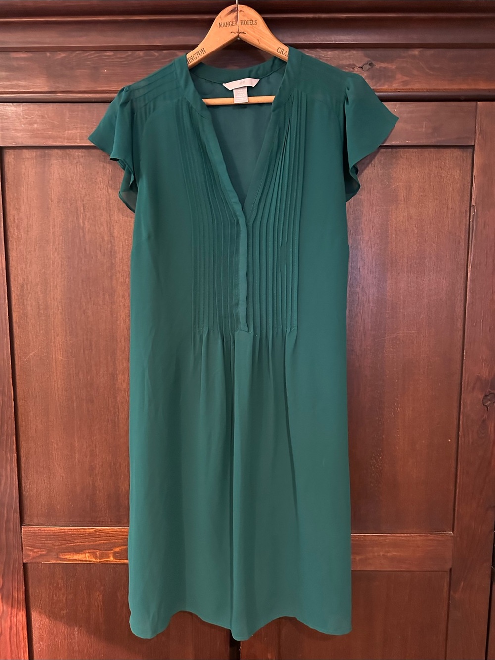 H & M • women’s flutter sleeve midi dress • built in slip